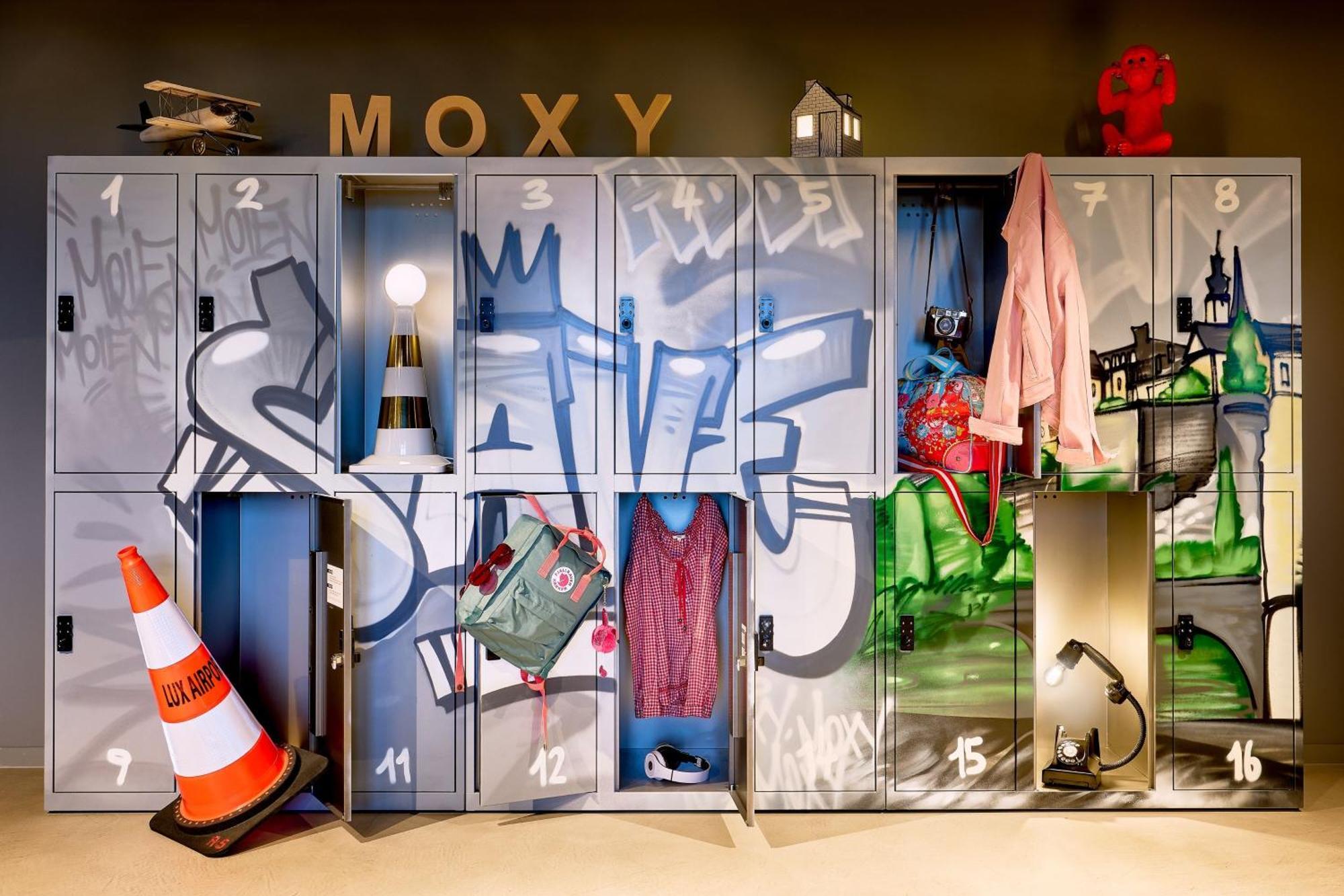 Moxy Luxembourg Airport Hotel Niederanven Exterior foto